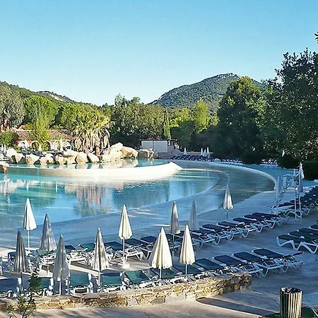 Les Bastides 30281 Nyaraló *